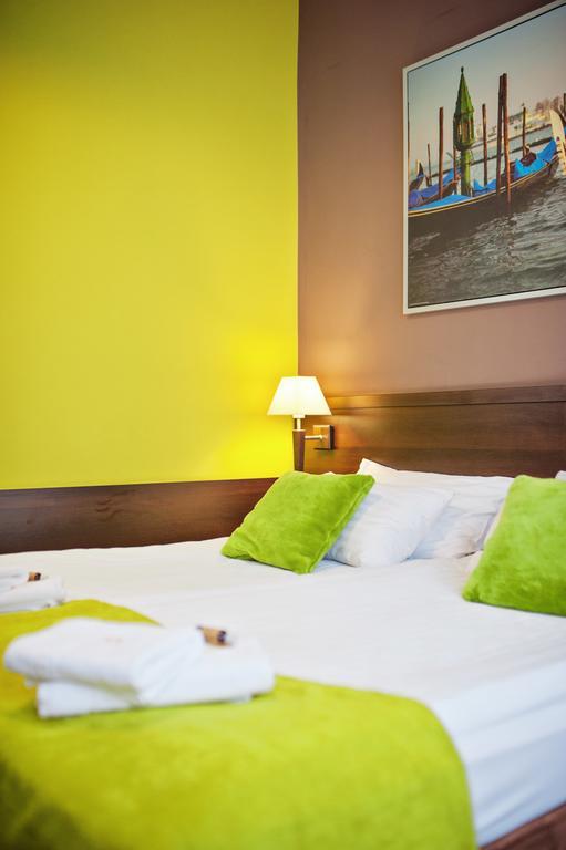 Ttrooms Posen Exterior foto